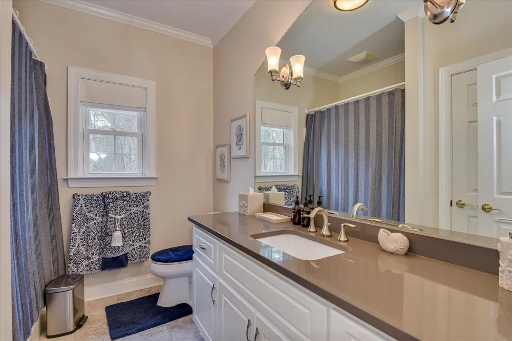 216 Charleston Lane Mccormick, SC 29835
