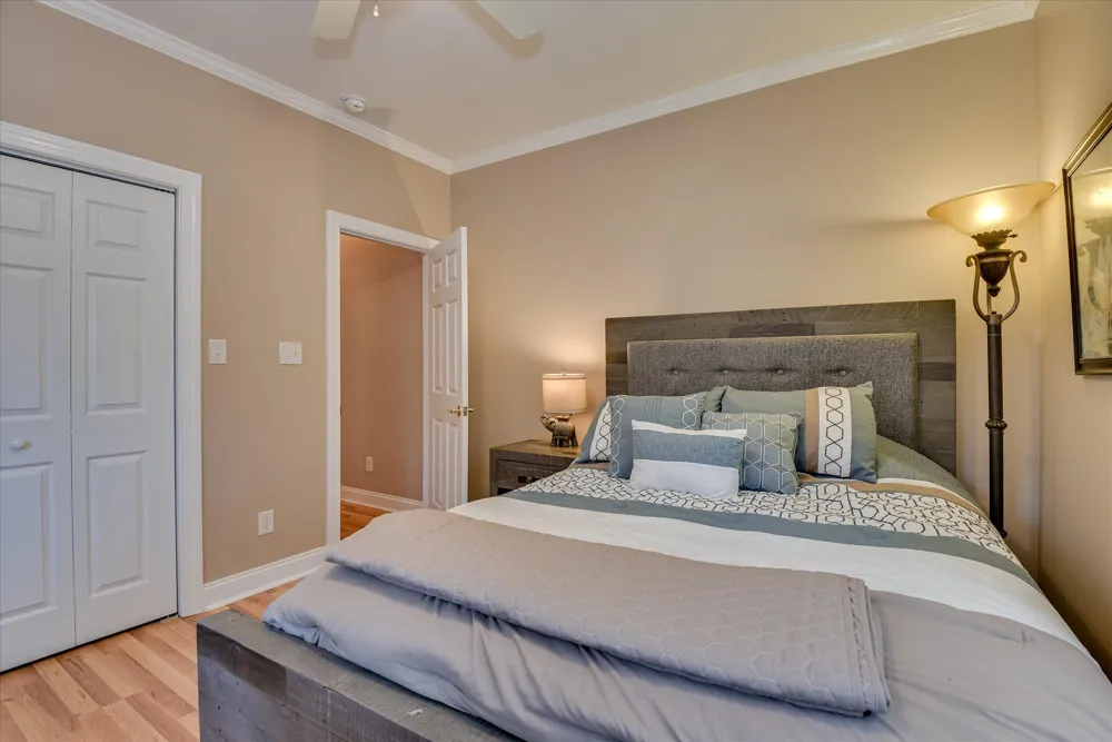 216 Charleston Lane Mccormick, SC 29835