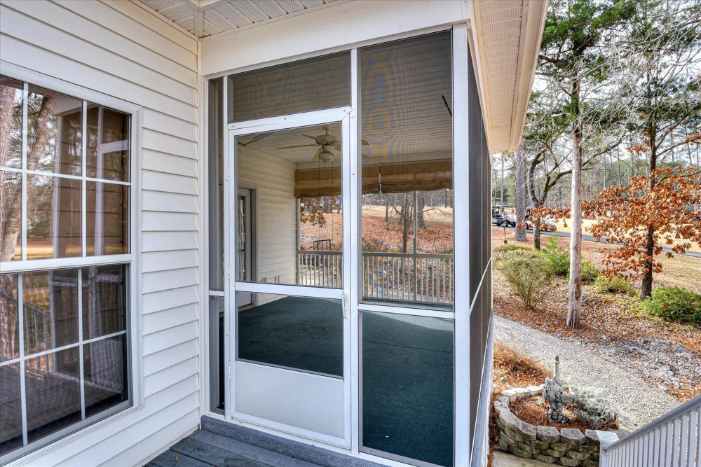 216 Charleston Lane Mccormick, SC 29835