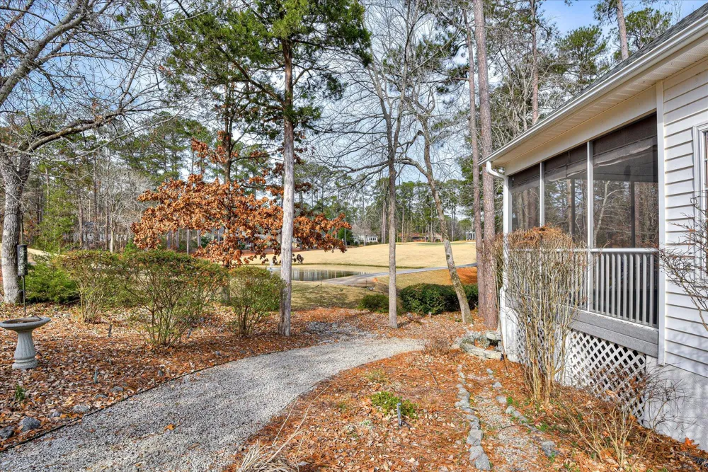 216 Charleston Lane Mccormick, SC 29835