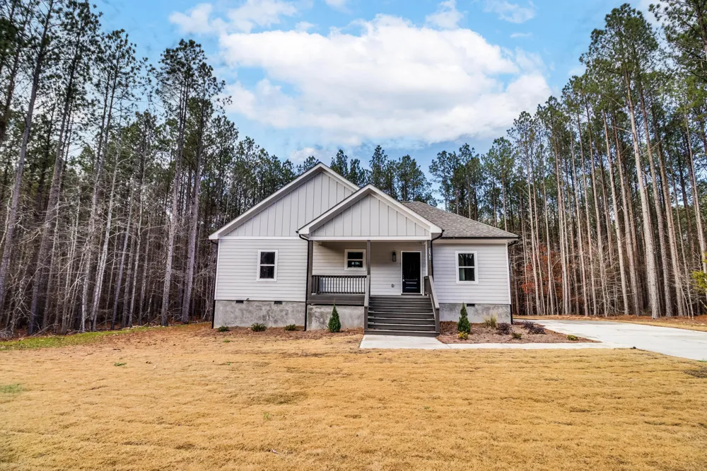 1165 Watersedge Cove Tignall, GA 30668