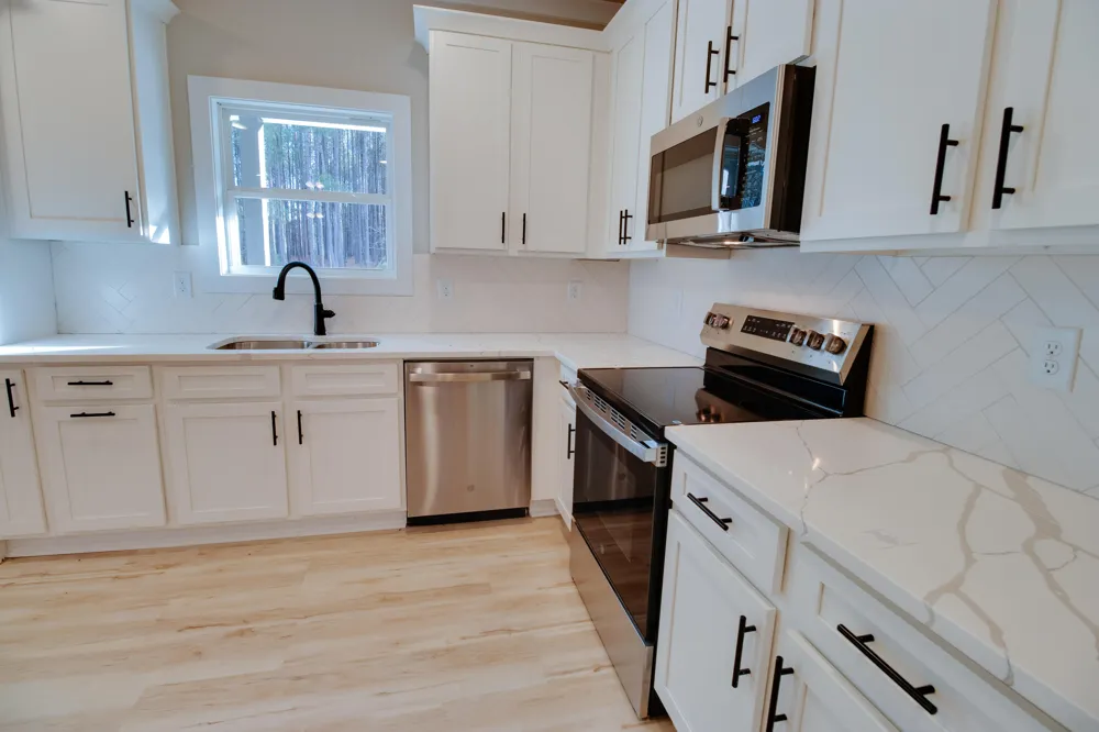 1165 Watersedge Cove Tignall, GA 30668