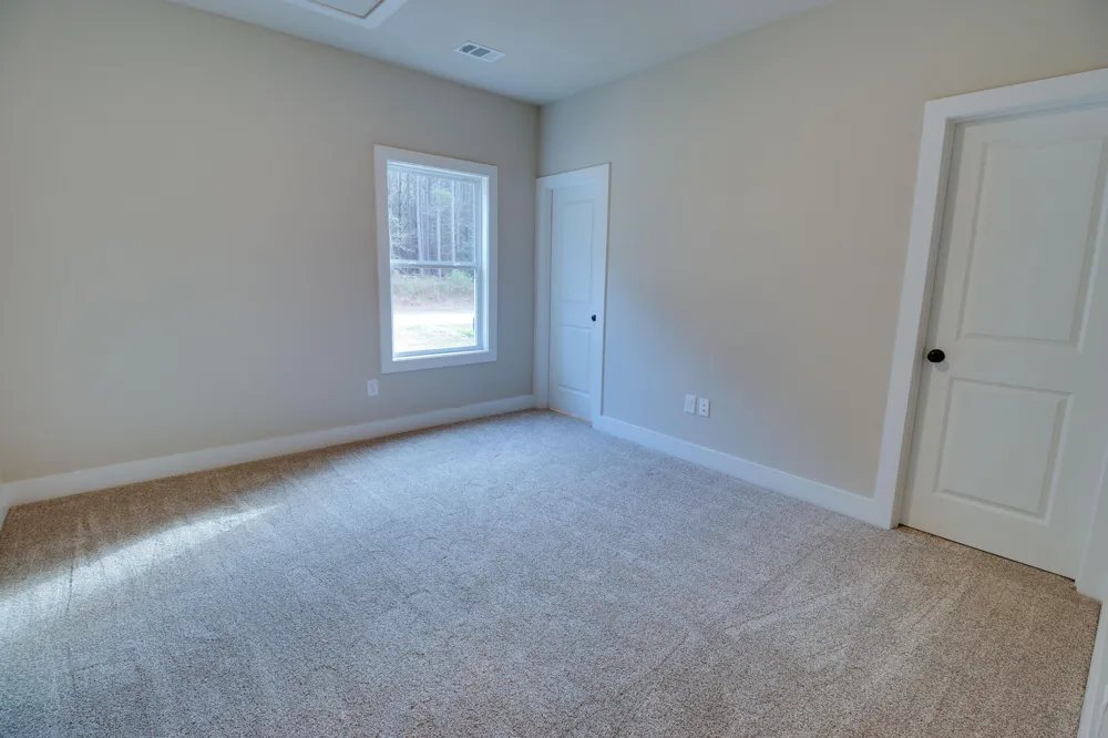 1165 Watersedge Cove Tignall, GA 30668