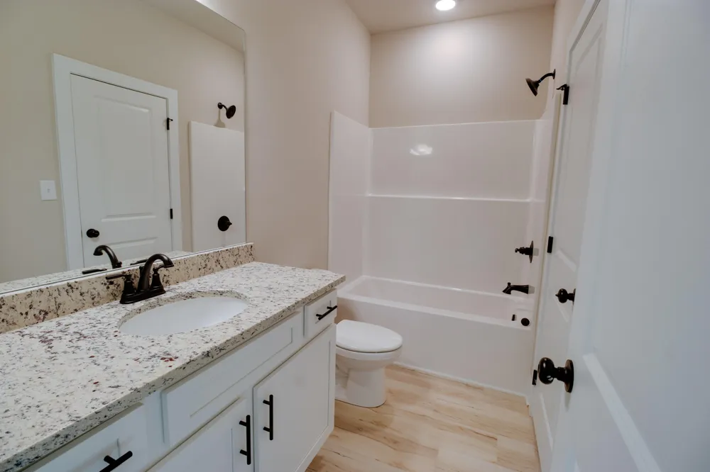 1165 Watersedge Cove Tignall, GA 30668
