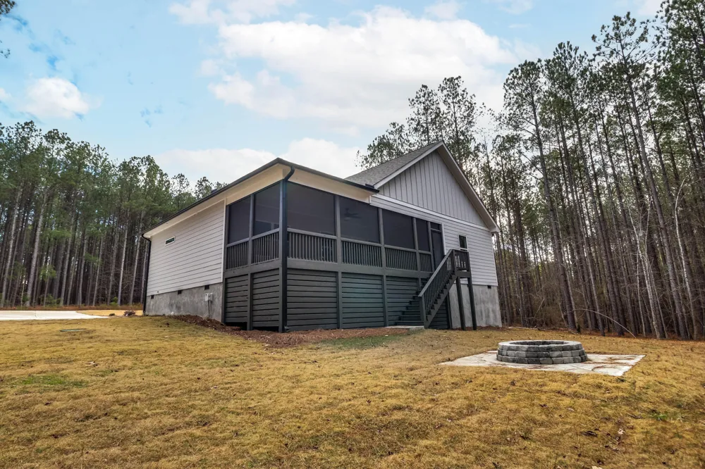 1165 Watersedge Cove Tignall, GA 30668