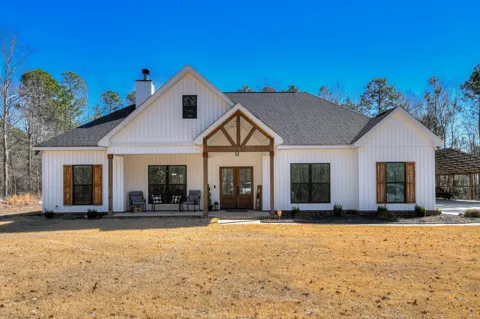 885 Horse Creek Road