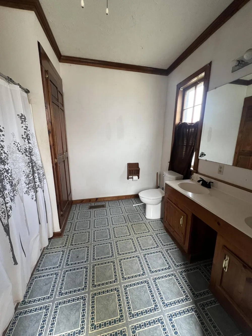 179 Independence Street Tignall, GA 30668