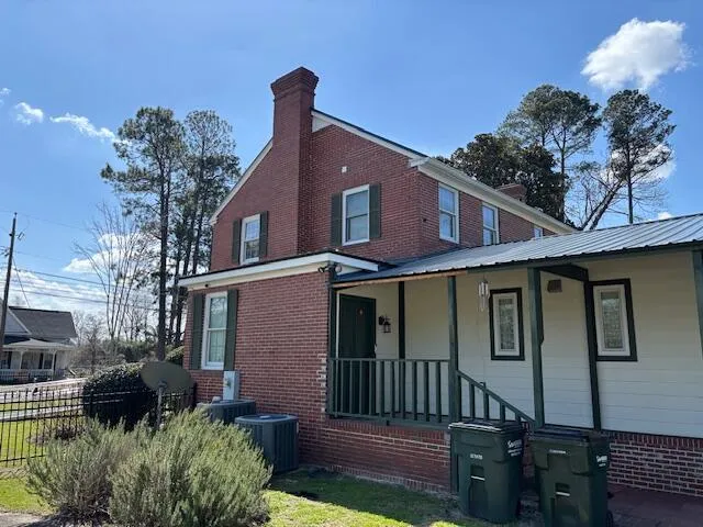 39 E Calhoun Street Wadley, GA 30477