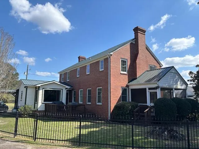 39 E Calhoun Street Wadley, GA 30477