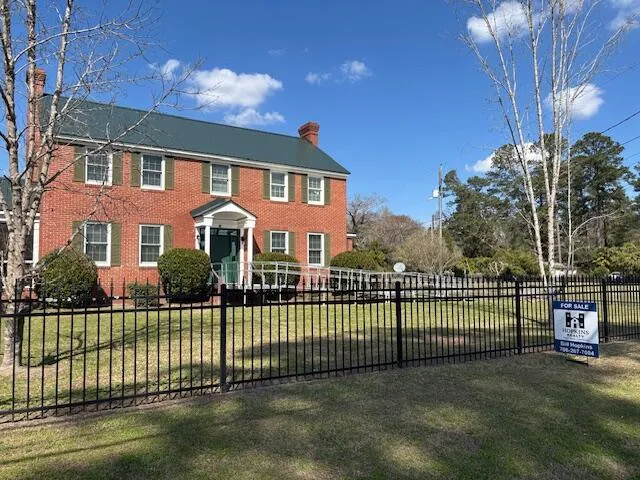 39 E Calhoun Street Wadley, GA 30477