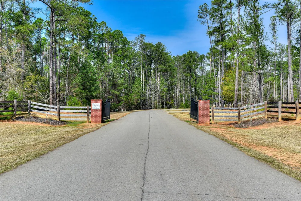 1006 Sadie Lincolnton, GA 30817