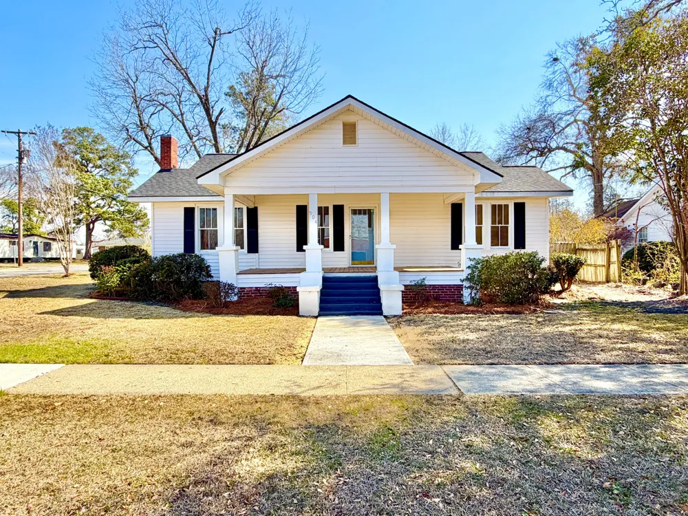 904 Girard Avenue Sardis, GA 30456