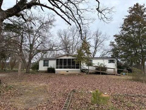 391 Commerce Street