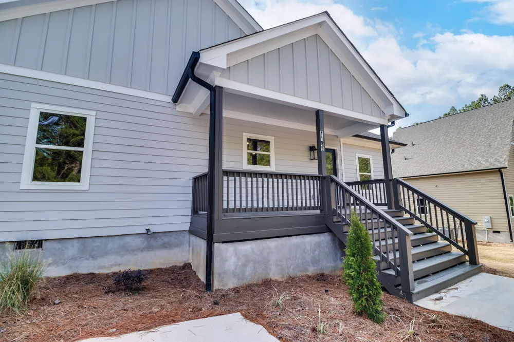 1198 Sunset Cove Tignall, GA 30668