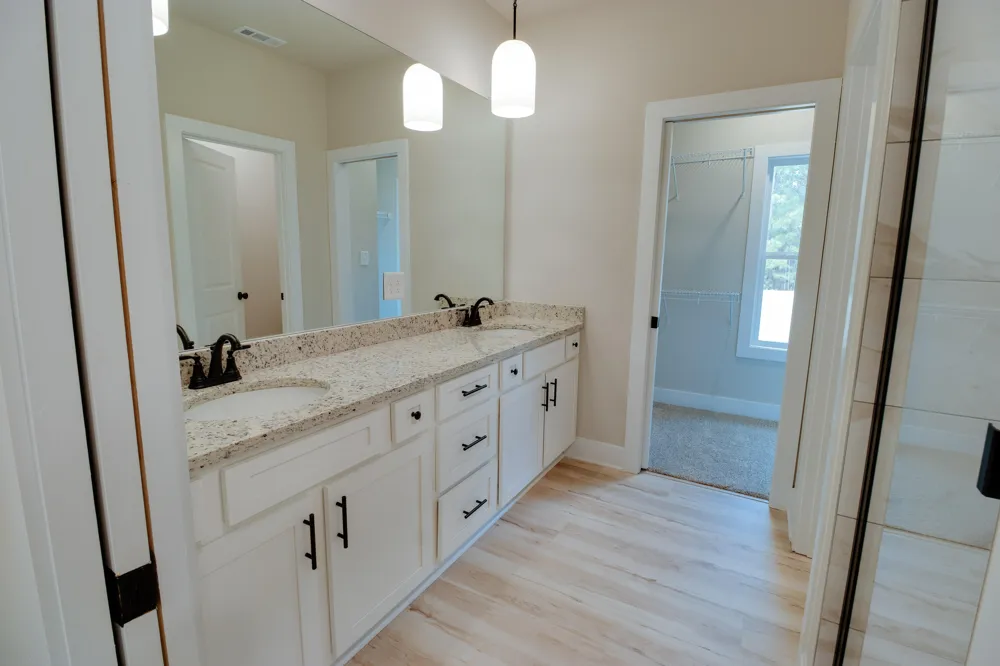 1198 Sunset Cove Tignall, GA 30668