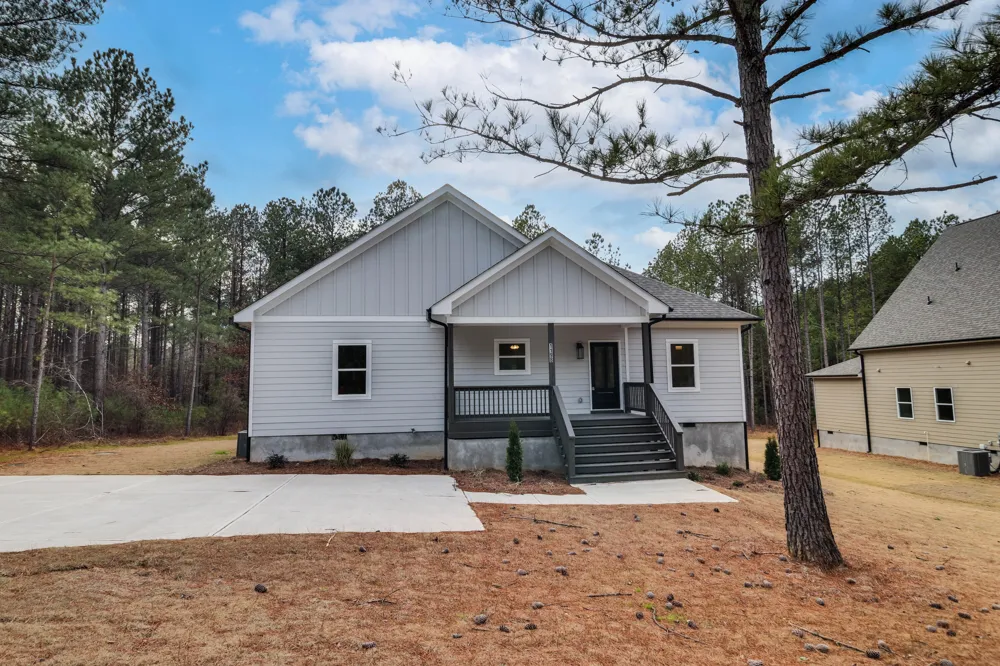 1198 Sunset Cove Tignall, GA 30668
