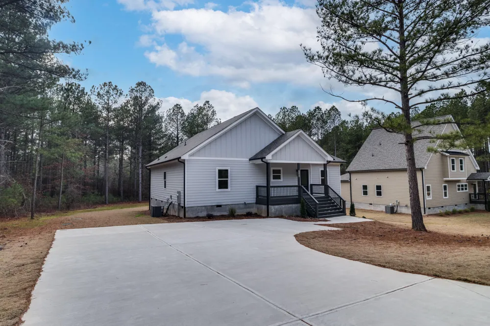 1198 Sunset Cove Tignall, GA 30668