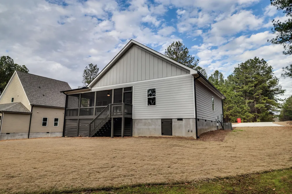 1198 Sunset Cove Tignall, GA 30668