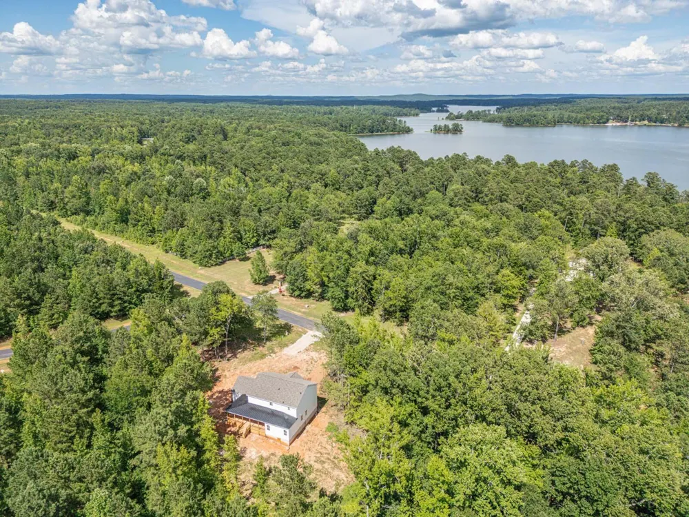 1198 Sunset Cove Tignall, GA 30668