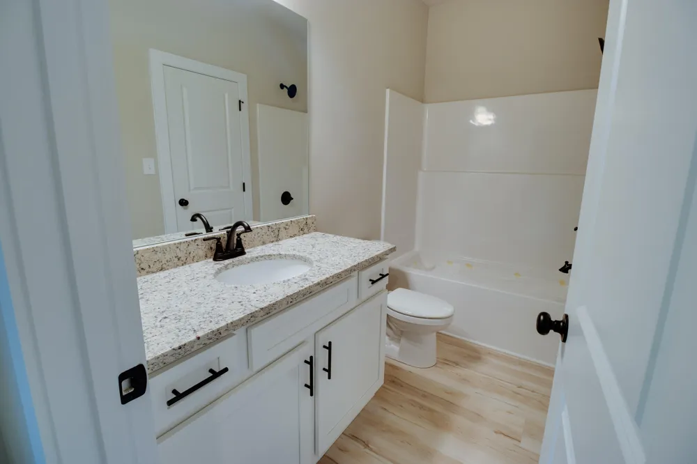 1198 Sunset Cove Tignall, GA 30668