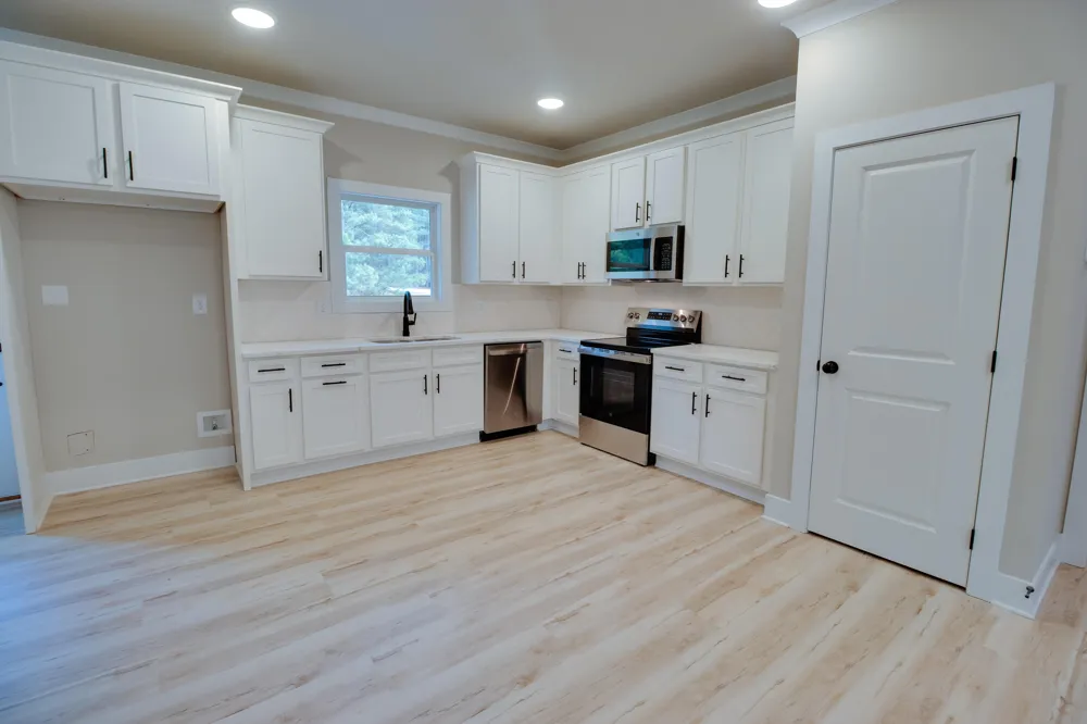 1198 Sunset Cove Tignall, GA 30668