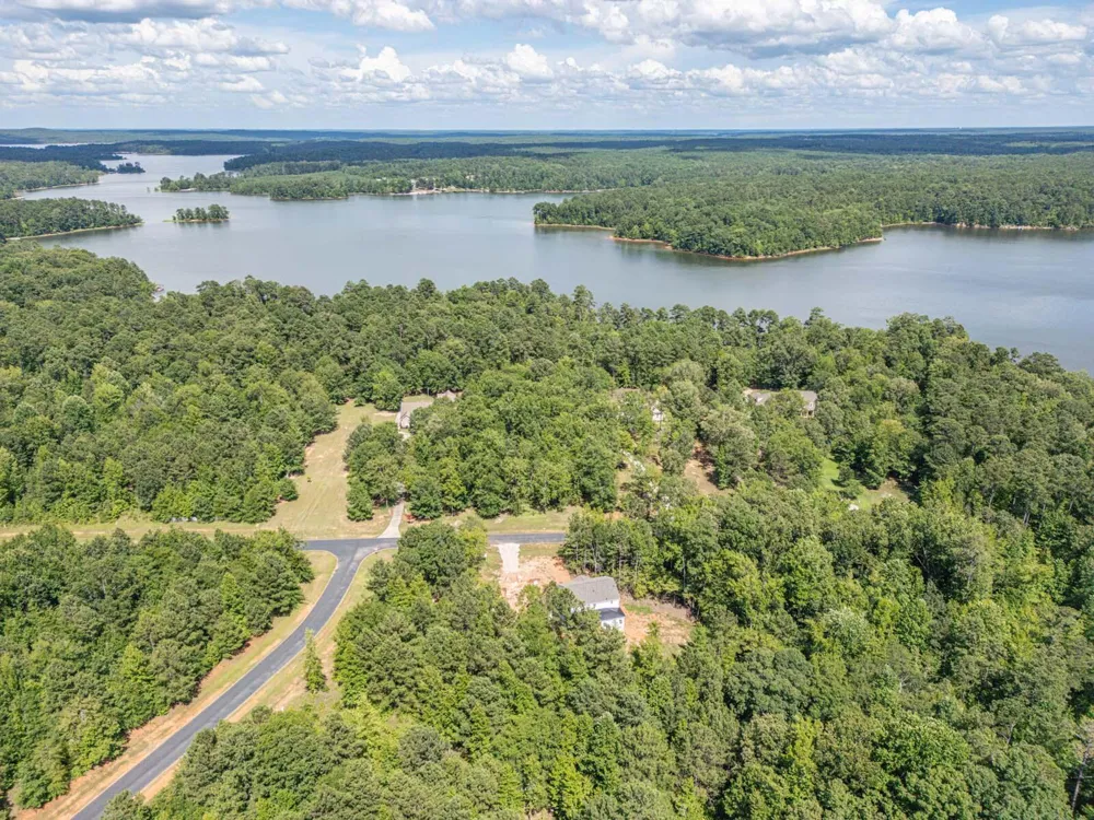 1198 Sunset Cove Tignall, GA 30668