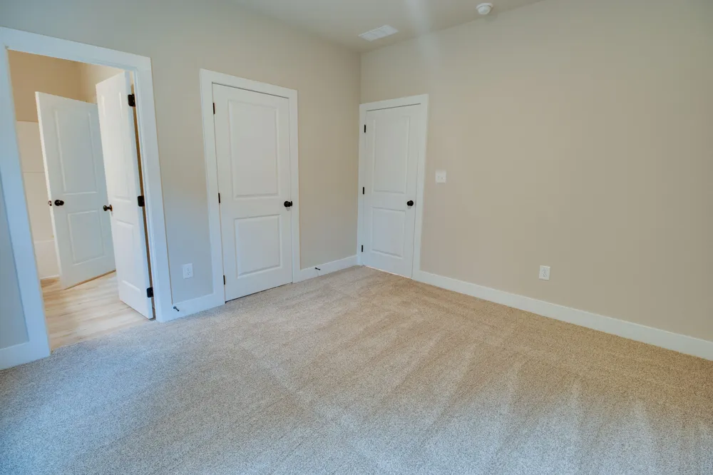 1198 Sunset Cove Tignall, GA 30668