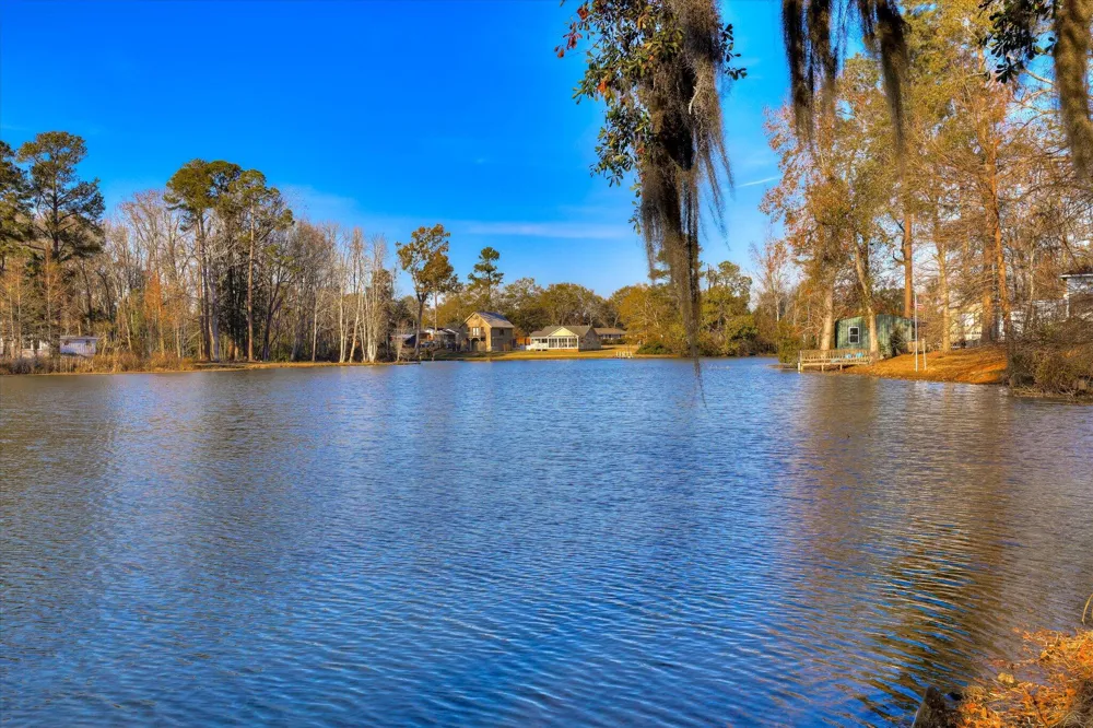 134 Lake Bluff Drive Waynesboro, GA 30830