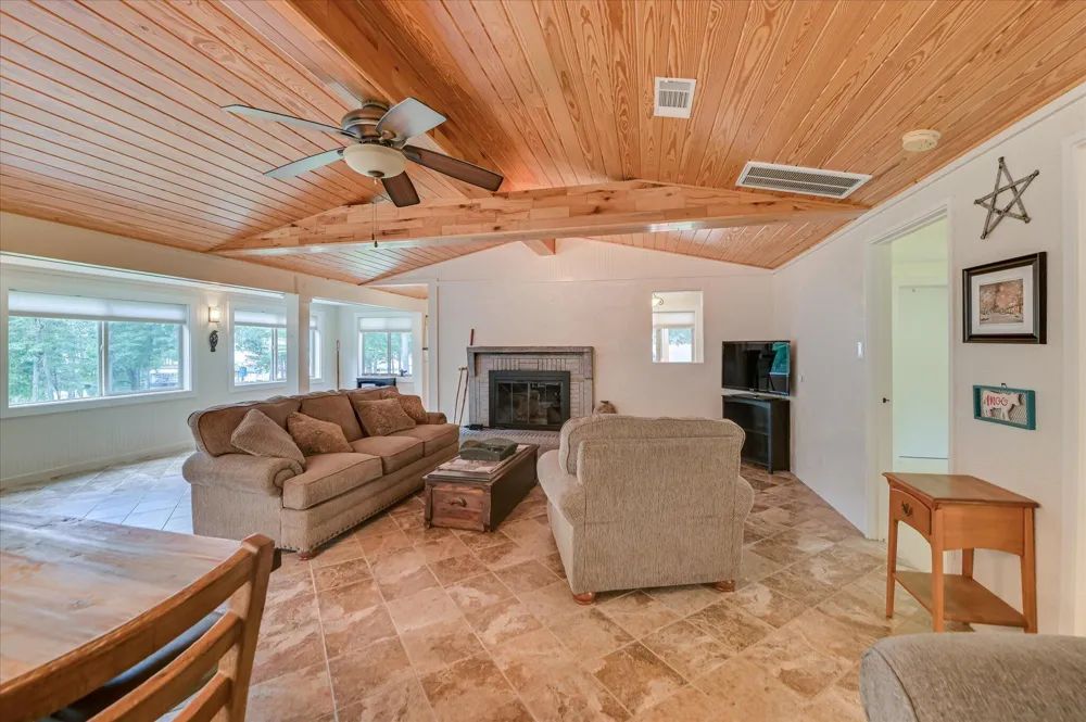 1129 Lakeside Drive Lincolnton, GA 30817