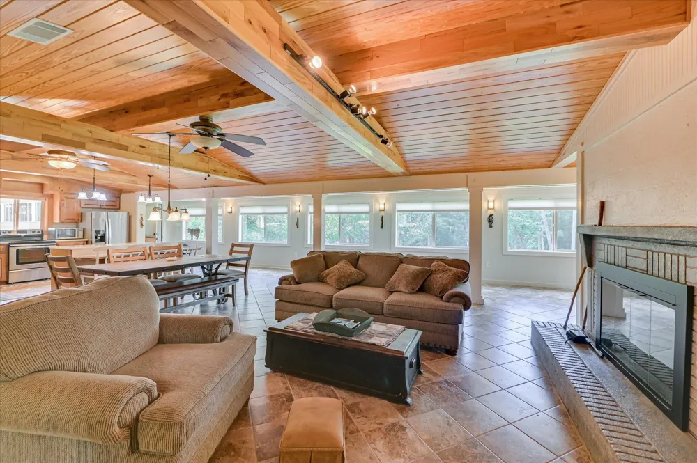 1129 Lakeside Drive Lincolnton, GA 30817