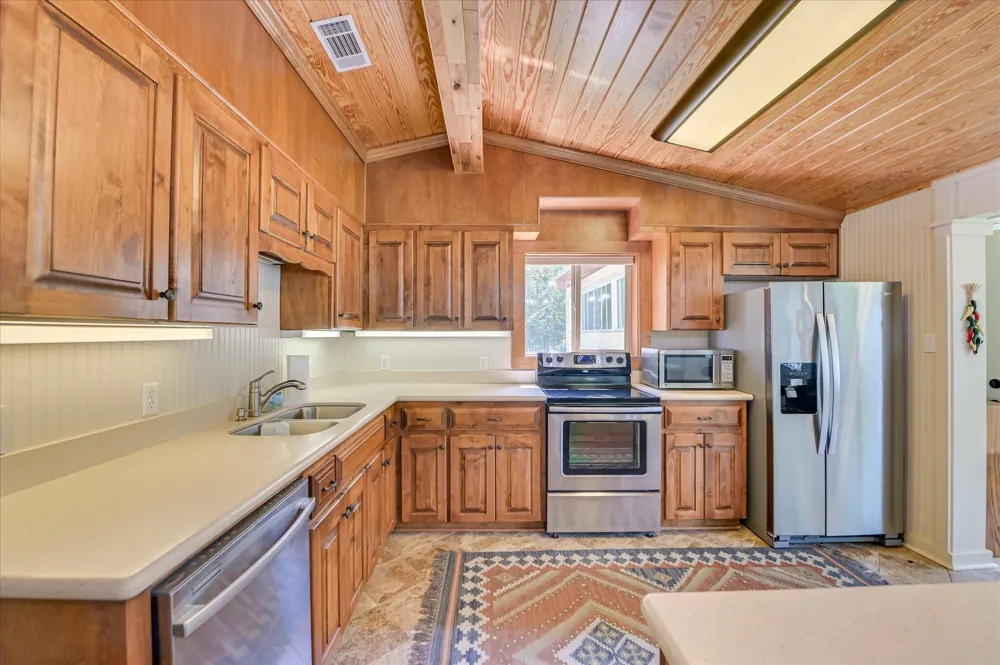1129 Lakeside Drive Lincolnton, GA 30817