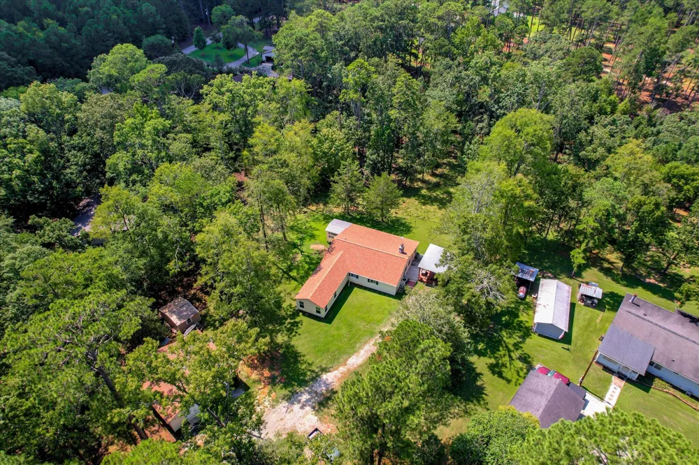1129 Lakeside Drive Lincolnton, GA 30817