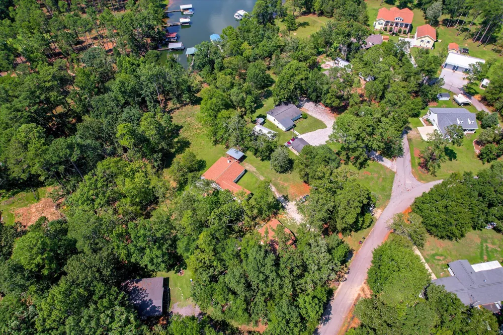 1129 Lakeside Drive Lincolnton, GA 30817