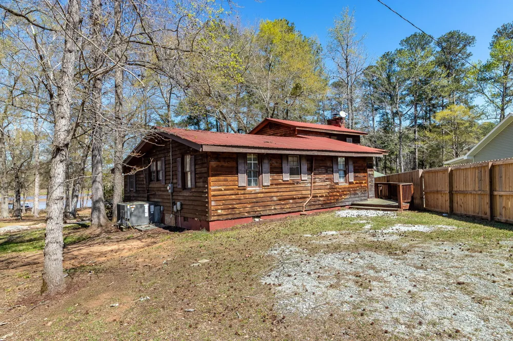 1098 Broad River Scenic Drive Tignall, GA 30668