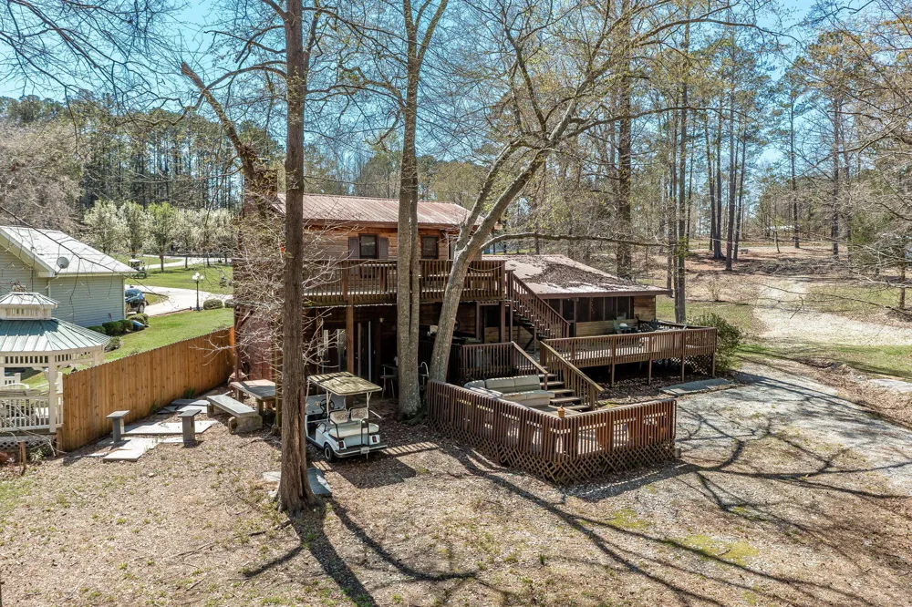 1098 Broad River Scenic Drive Tignall, GA 30668