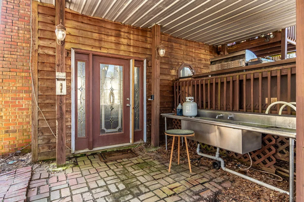 1098 Broad River Scenic Drive Tignall, GA 30668