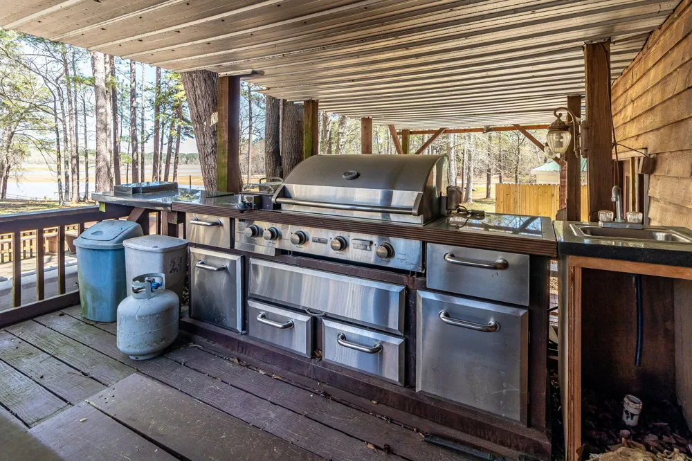 1098 Broad River Scenic Drive Tignall, GA 30668