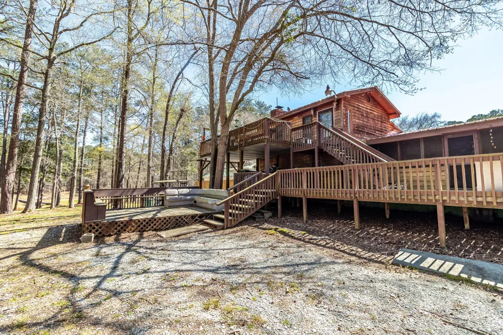 1098 Broad River Scenic Drive Tignall, GA 30668