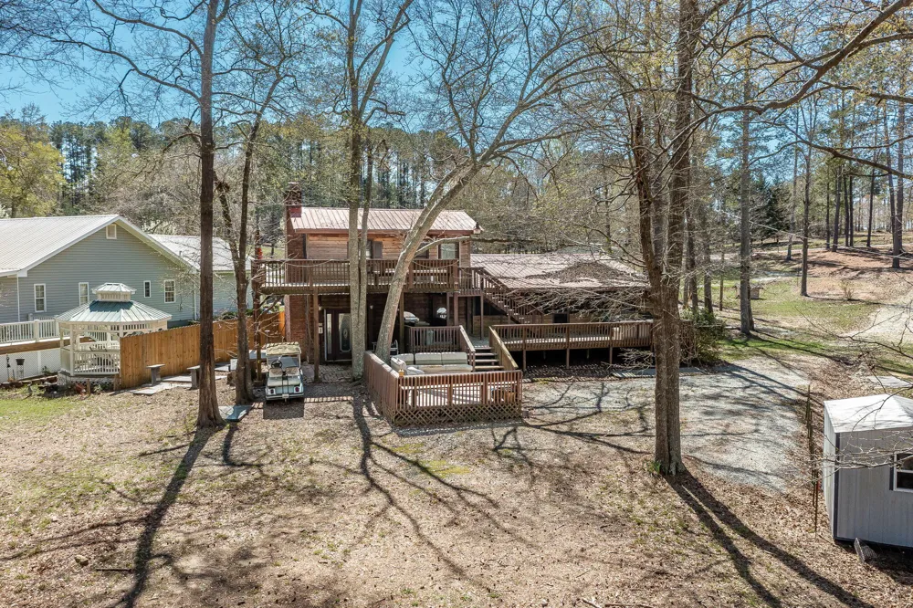 1098 Broad River Scenic Drive Tignall, GA 30668