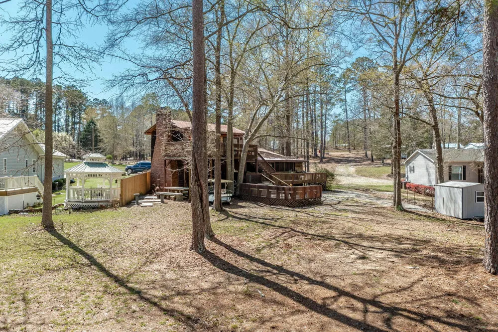 1098 Broad River Scenic Drive Tignall, GA 30668