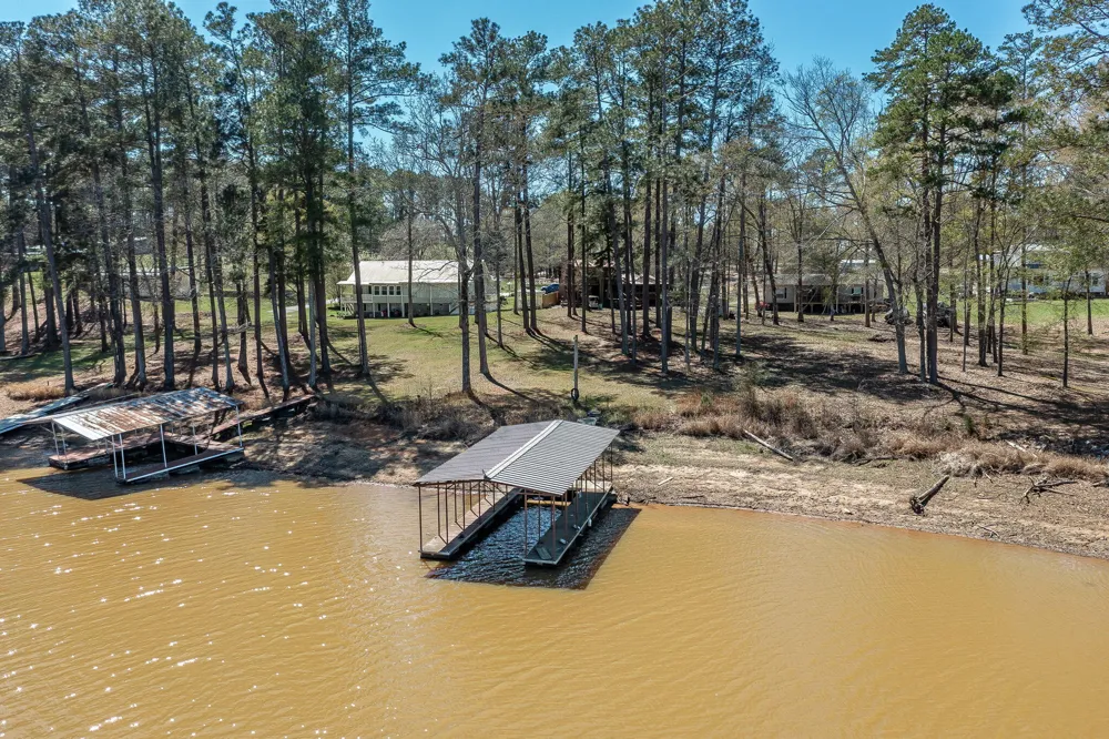 1098 Broad River Scenic Drive Tignall, GA 30668