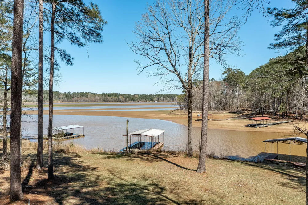 1098 Broad River Scenic Drive Tignall, GA 30668