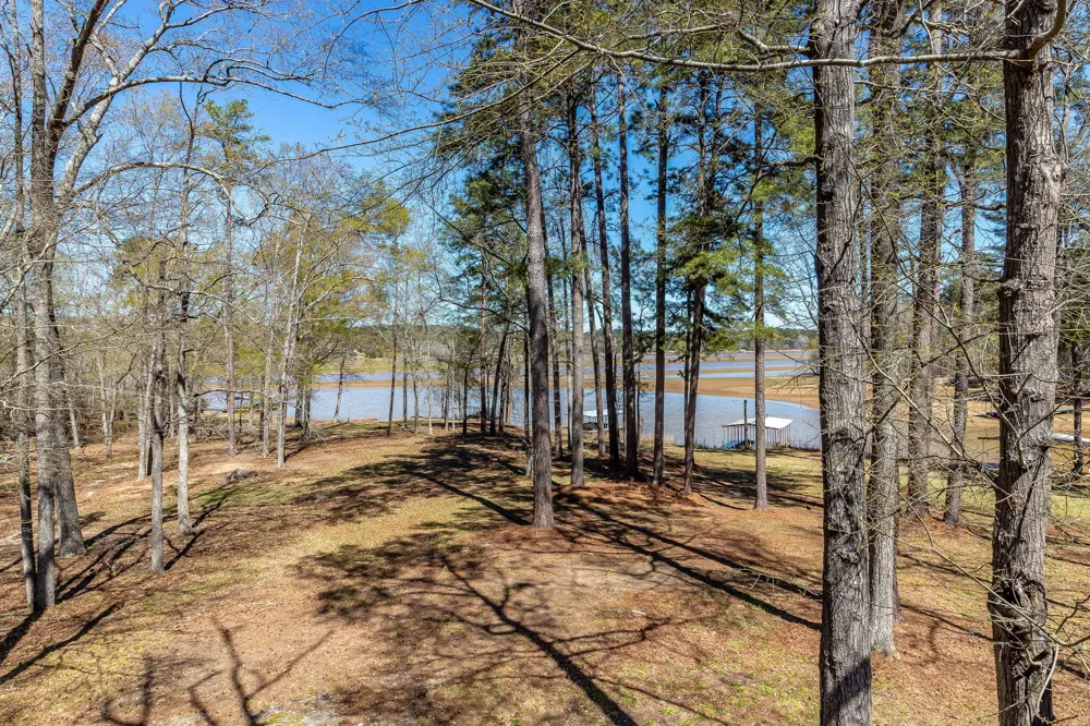 1098 Broad River Scenic Drive Tignall, GA 30668