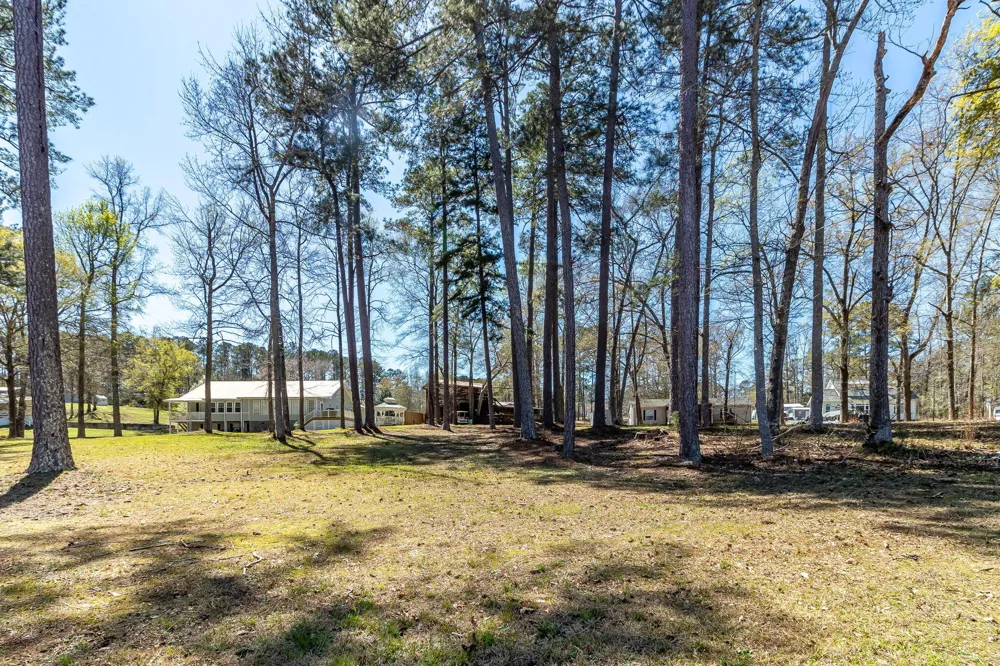 1098 Broad River Scenic Drive Tignall, GA 30668