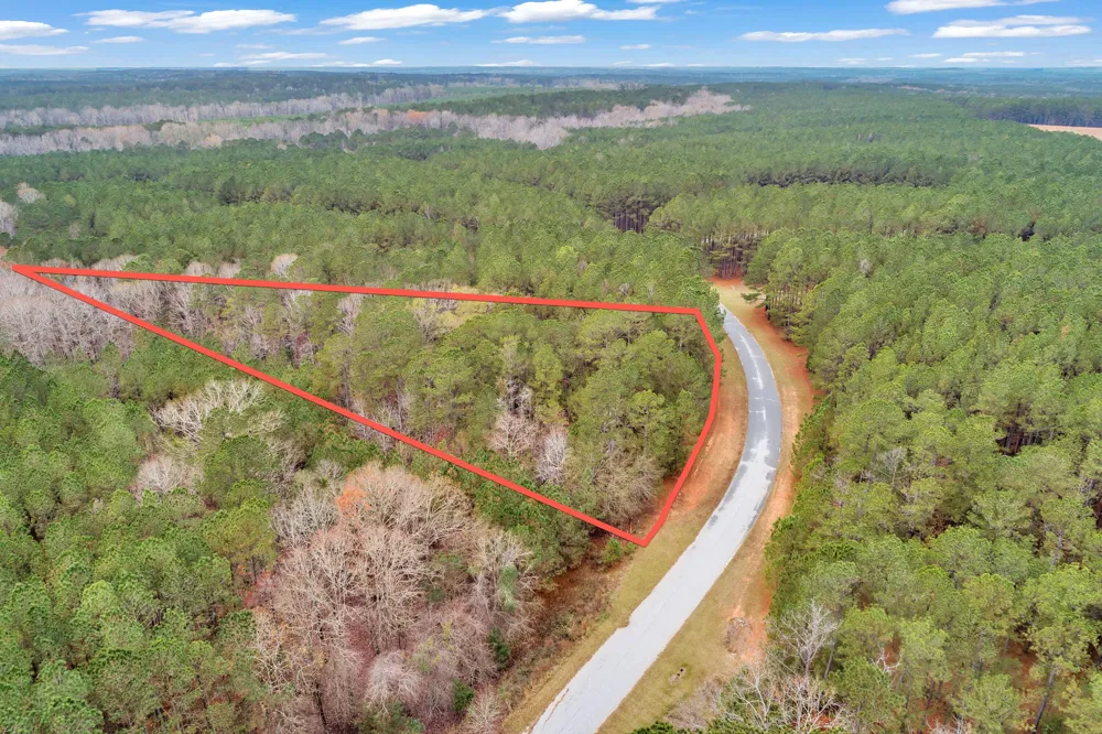 1252 Rogers Road Tignall, GA 30668