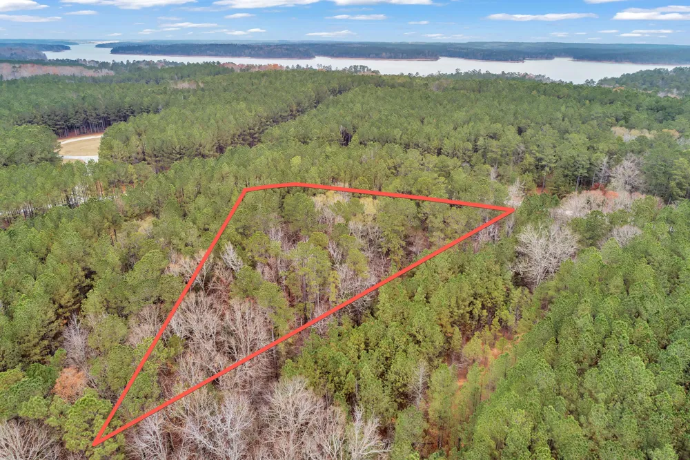 1252 Rogers Road Tignall, GA 30668