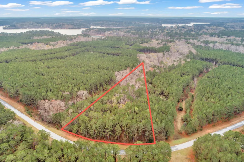 1252 Rogers Road Tignall, GA 30668