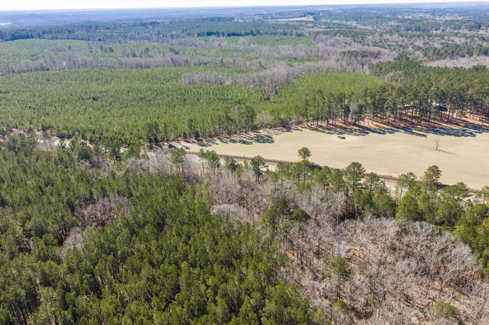 1036 Chennault Drive Tignall, GA 30668