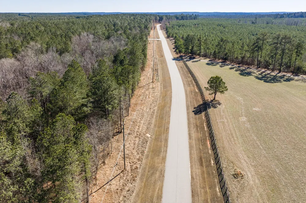 1036 Chennault Drive Tignall, GA 30668