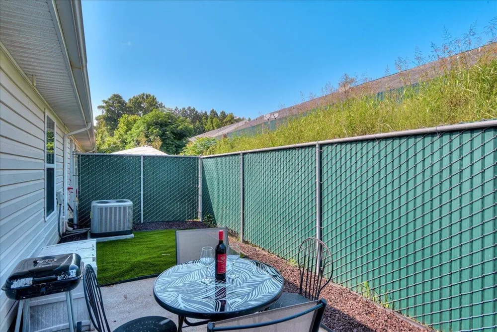 540 Edgecliff Lane Evans, GA 30809